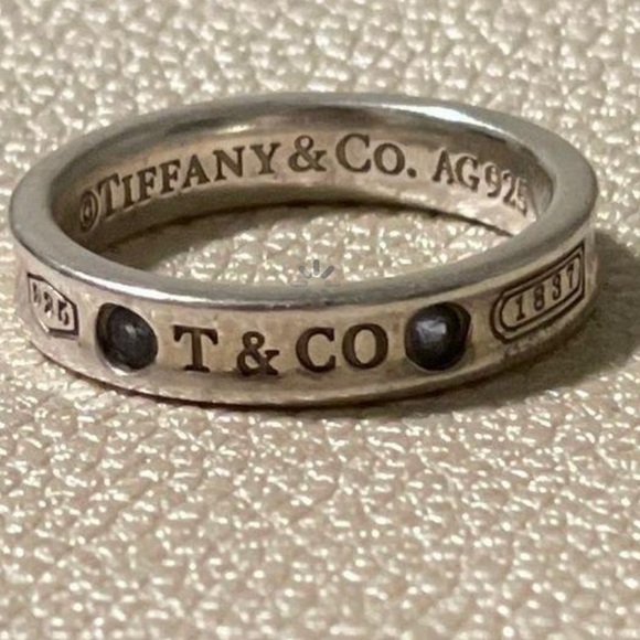 Authentic Tiffany & Co 1837 Collection Ring with Montana Sapphires - Picture 5 of 5
